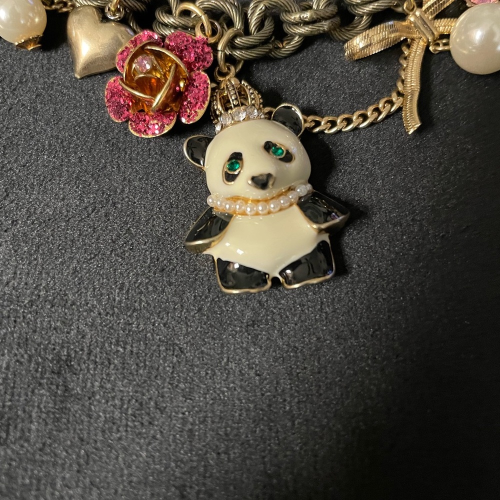 Betsy Johnson Panda bracelet - Picture 2 of 9